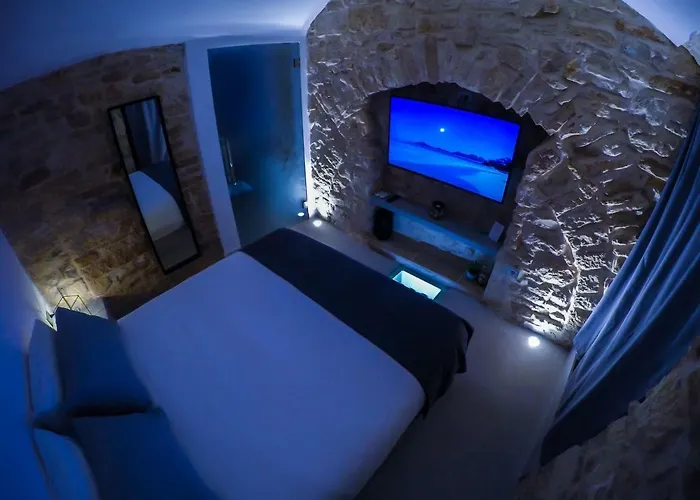 Levante Luxury Room